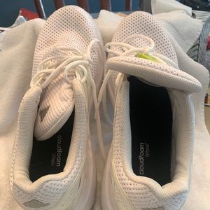 Barely worn Cloudfoam size 11.